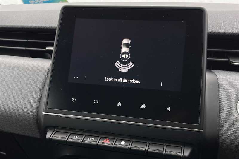 Used Renault Clio 2023 for sale - 77944049: Photo 19