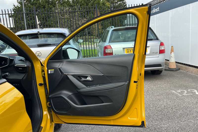 Used Peugeot 208 2022 for sale - 76516623: Photo 41