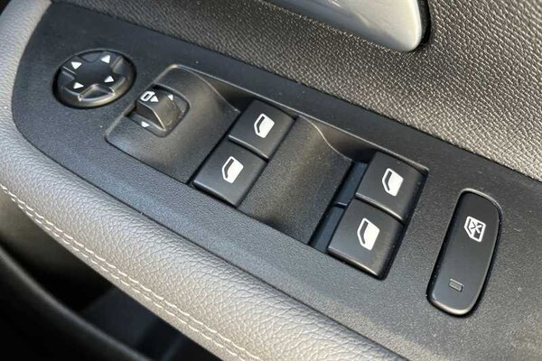 Used Vauxhall Mokka Electric 2022 for sale - 76168988: Photo 16