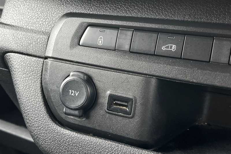 Used Vauxhall Vivaro 2023 for sale - 77827839: Photo 41