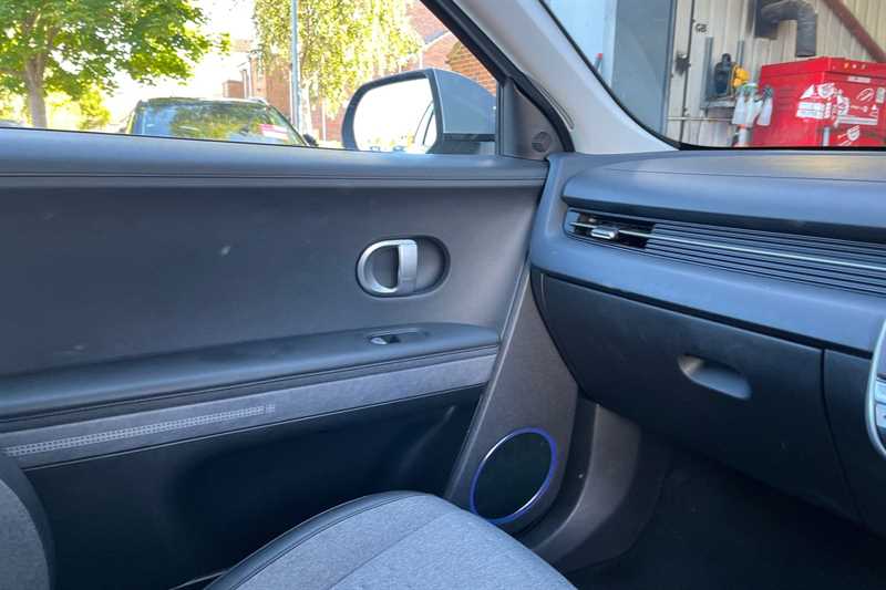 Vehicle 44