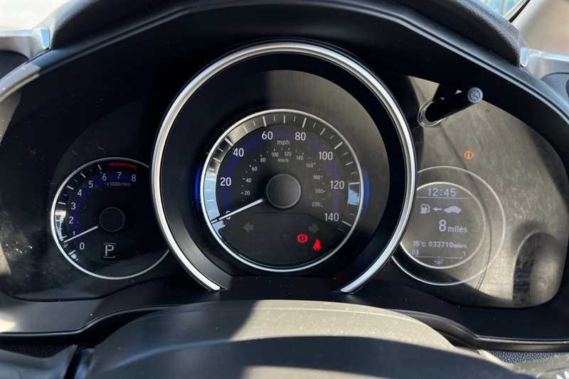 Used Honda Jazz 2017 for sale - 78139121: Photo 20