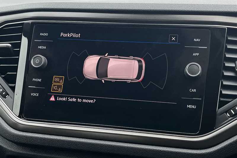 Used Volkswagen T-Roc 2020 for sale - 77322028: Photo 19