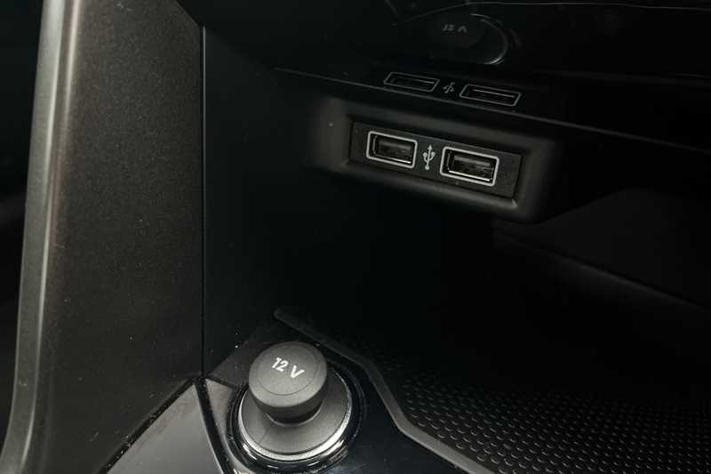 Used Volkswagen T-Roc 2020 for sale - 77322028: Photo 40