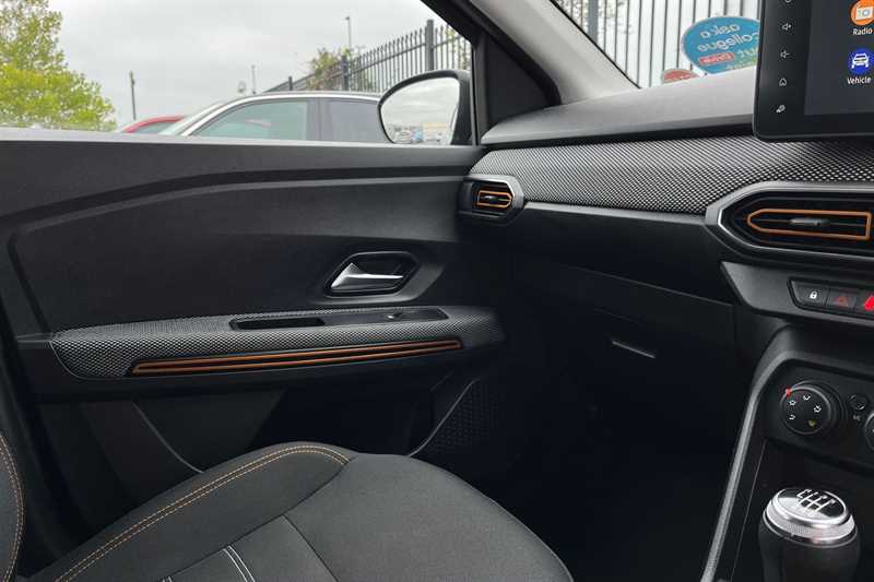 Used Dacia Sandero Stepway 2022 for sale - 76462431: Photo 47