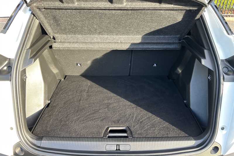 Used Peugeot 2008 2022 for sale - 77481025: Photo 25