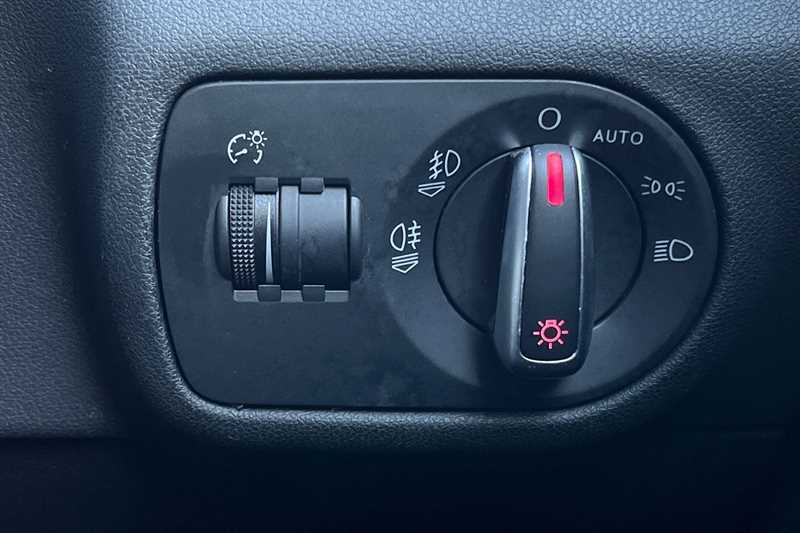 Used Audi A1 2017 for sale - 77111877: Photo 42