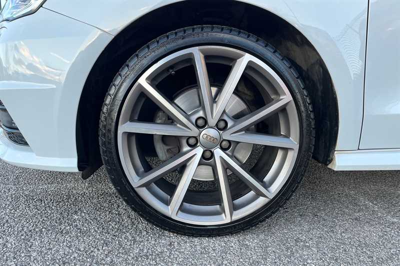 Used Audi A1 2017 for sale - 77111877: Photo 9