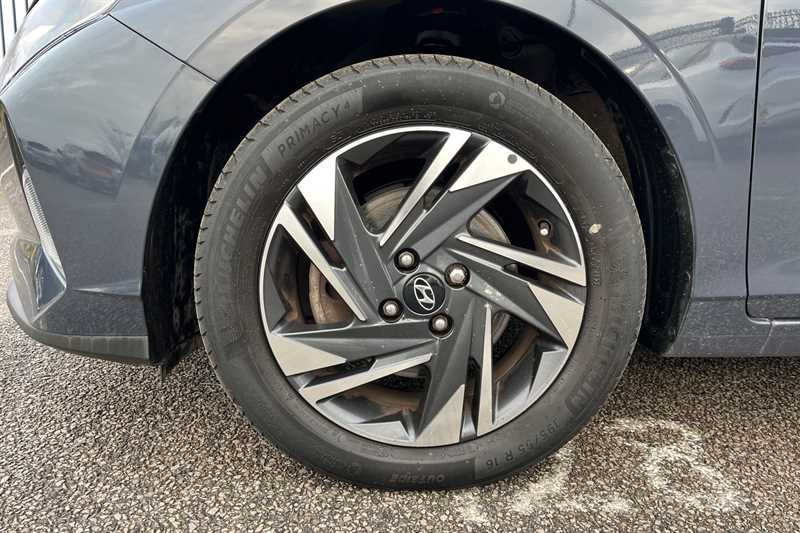 Used Hyundai i20 2023 for sale - 77444354: Photo 9