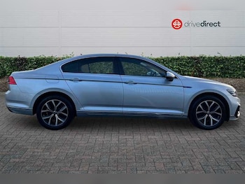 Used Volkswagen Passat 2021 for sale - 76733368: Photo