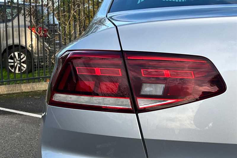 Used Volkswagen Passat 2021 for sale - 76733368: Photo 31