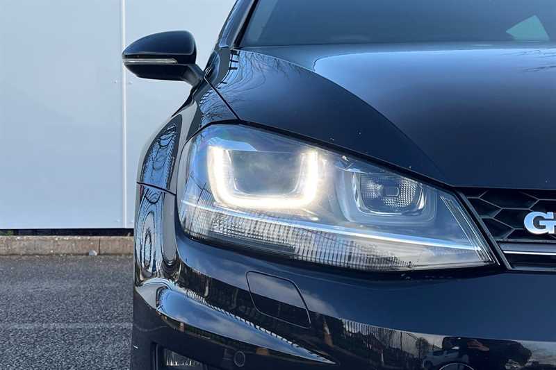 Used Volkswagen Golf 2016 for sale - 76917084: Photo 28