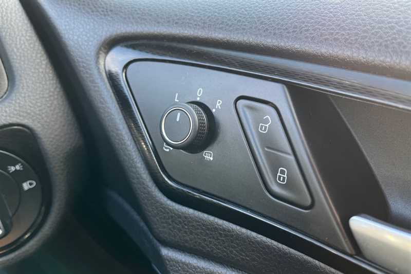 Used Volkswagen Golf 2016 for sale - 76917084: Photo 44