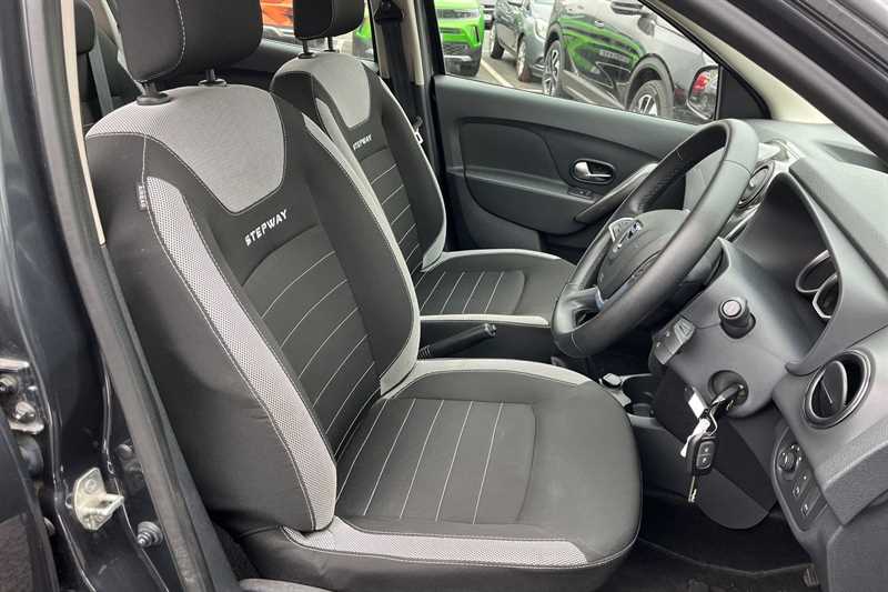 Used Dacia Sandero Stepway 2017 for sale - 76448629: Photo 23