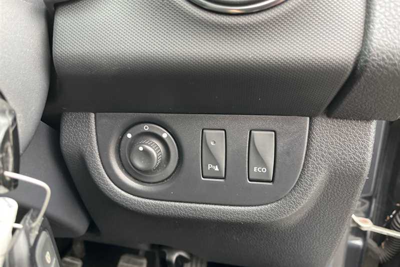 Used Dacia Sandero Stepway 2017 for sale - 76448629: Photo 39