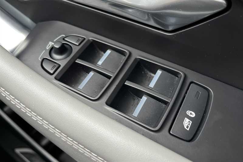 Used Jaguar E-Pace 2021 for sale - 76525061: Photo 16