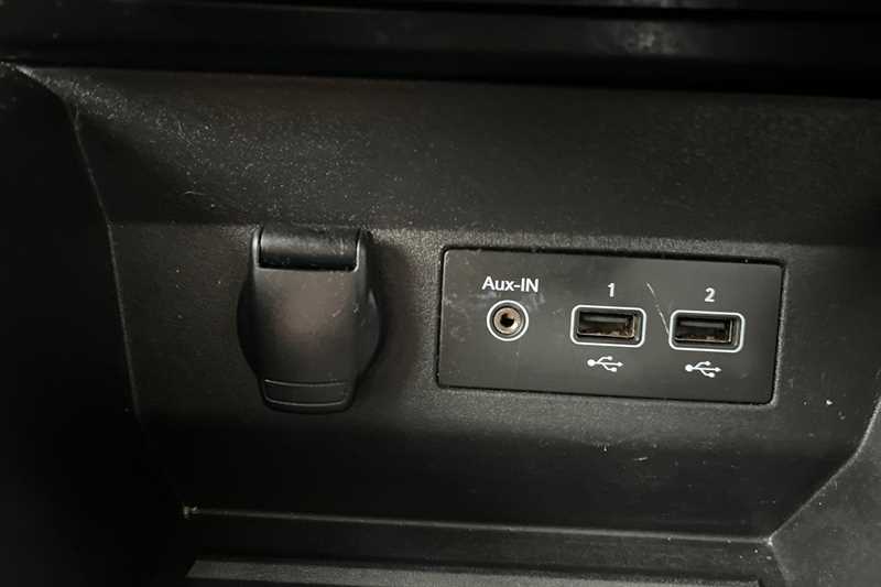 Used Renault Clio 2021 for sale - 76955999: Photo 38