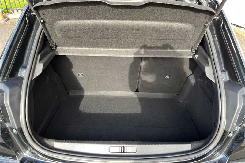 Used Peugeot 208 2020 for sale - 76930551: Photo 25