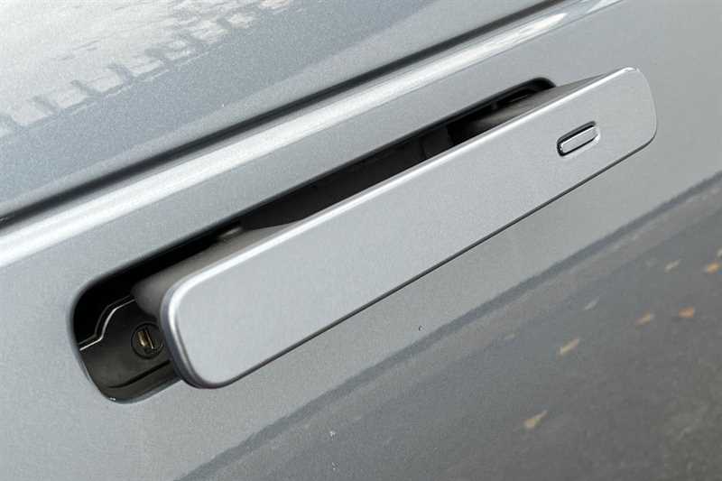 Used Land Rover Range Rover Velar 2022 for sale - 76447889: Photo 33