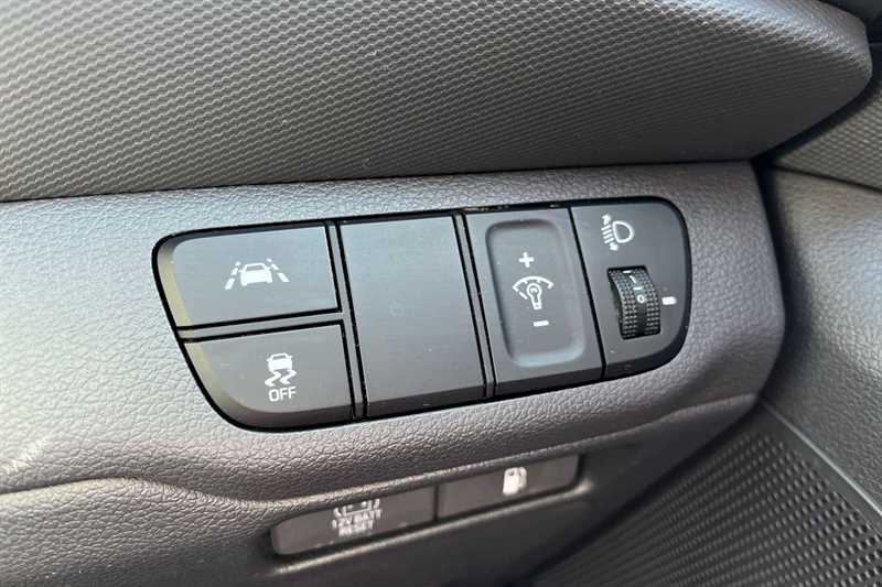 Used Hyundai IONIQ for sale - 78130263: Photo 44