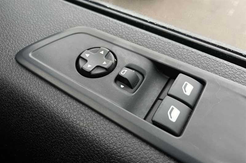 Used Vauxhall Vivaro 2023 for sale - 78221440: Photo 16