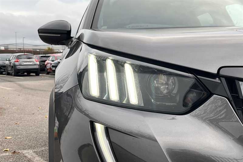 Used Peugeot 2008 2021 for sale - 76929698: Photo 28