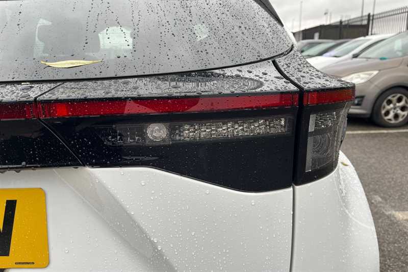 Used Toyota Yaris Cross 2023 for sale - 77318112: Photo 32