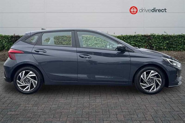 Used Hyundai i20 2024 for sale - 76155318: Photo 2