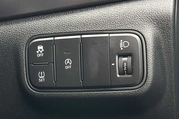 Used Hyundai i20 2024 for sale - 76155318: Photo 43