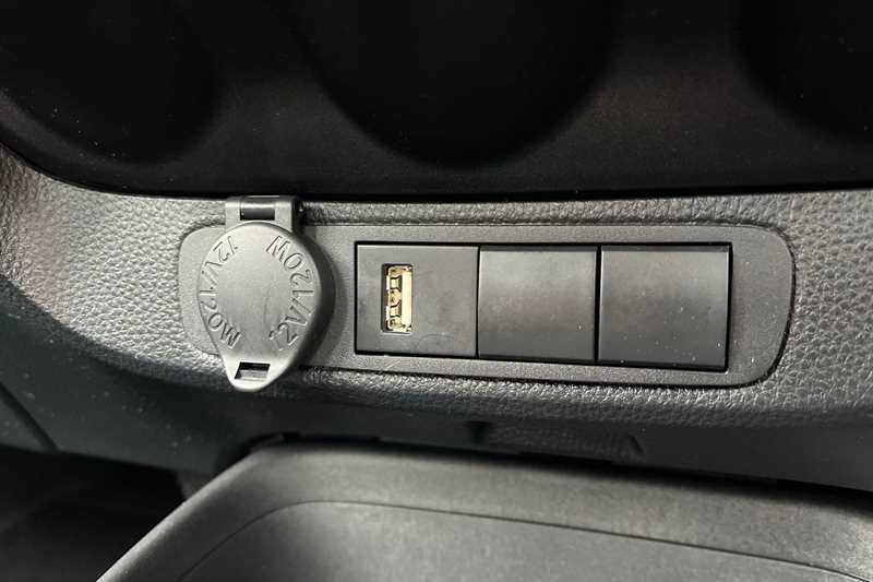 Used Toyota Aygo X 2023 for sale - 77930133: Photo 39