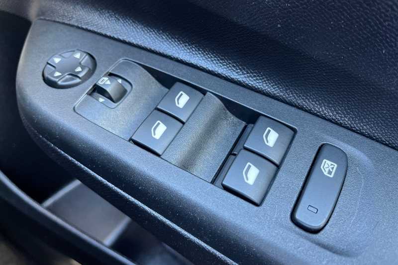 Used Vauxhall Corsa 2024 for sale - 78188389: Photo 16