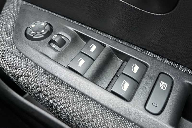 Used Peugeot 208 for sale - 77349514: Photo 16