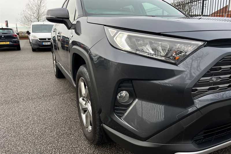 Used Toyota RAV4 2019 for sale - 77900385: Photo 49