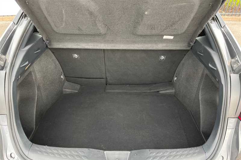 Used Toyota C-HR for sale - 77895009: Photo 25