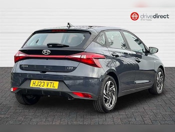 Used Hyundai i20 2023 for sale - 77348893: Photo