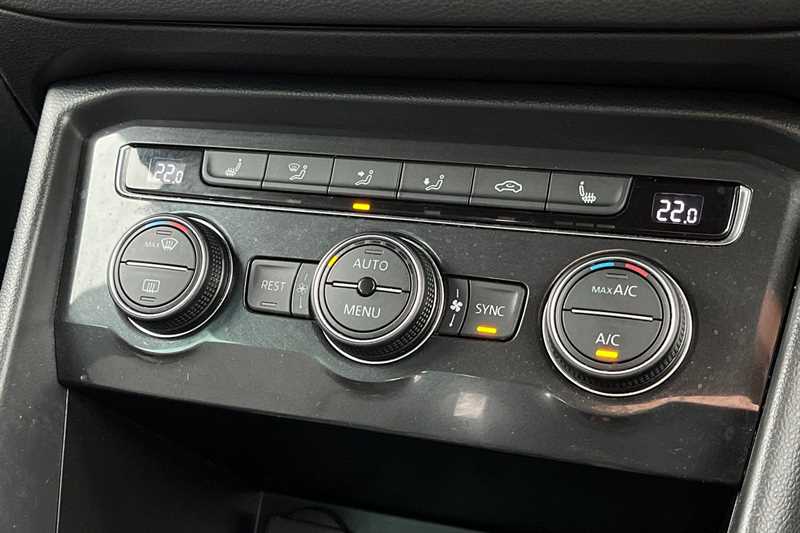 Used Volkswagen Tiguan 2019 for sale - 77811741: Photo 15