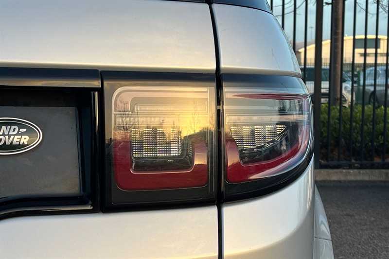 Used Land Rover Discovery Sport 2021 for sale - 76945133: Photo 32