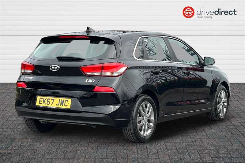 Used Hyundai i30 2017 for sale - 77899752: Photo 3