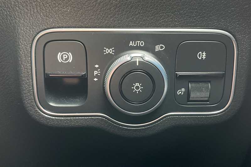 Used Mercedes-Benz GLA 2020 for sale - 77844062: Photo 43