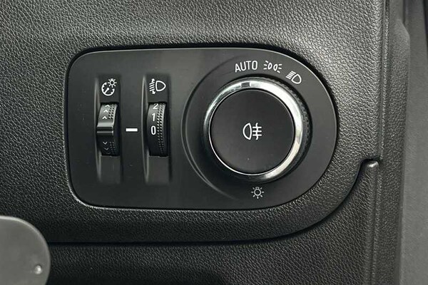 Used Vauxhall Crossland 2021 for sale - 76140563: Photo 43