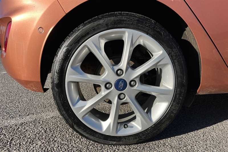 Used Ford Fiesta 2017 for sale - 76755890: Photo 12