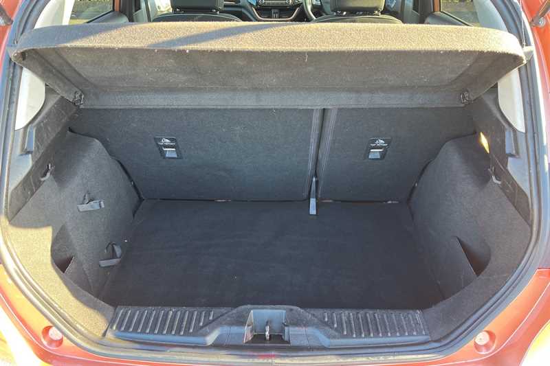 Used Ford Fiesta 2017 for sale - 76755890: Photo 25