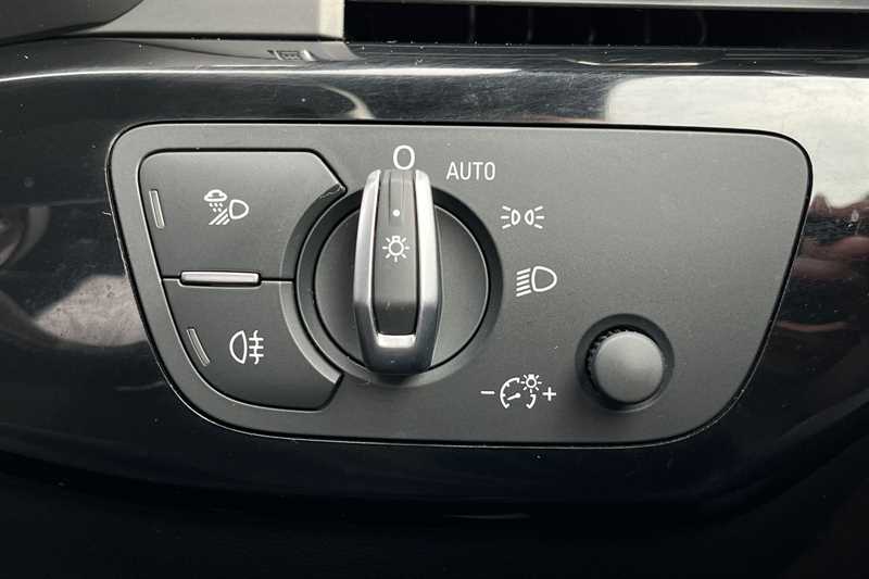 Used Audi A4 for sale - 78174899: Photo 44