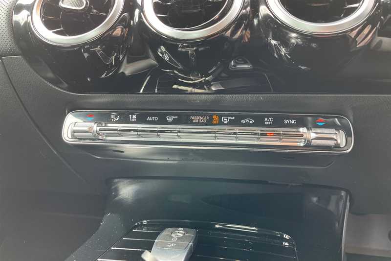 Used Mercedes-Benz CLA 2019 for sale - 76524133: Photo 15