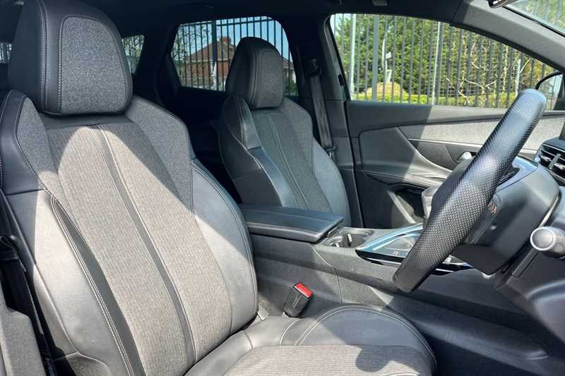 Used Peugeot 3008 2019 for sale - 76329396: Photo 23