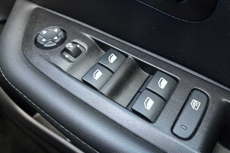 Used Peugeot 208 2020 for sale - 76939810: Photo 16