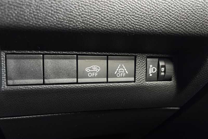 Used Peugeot 208 2020 for sale - 76939810: Photo 44