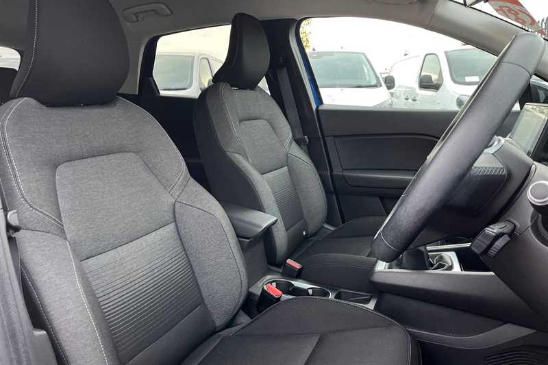 Used Renault Captur 2020 for sale - 76530500: Photo 23