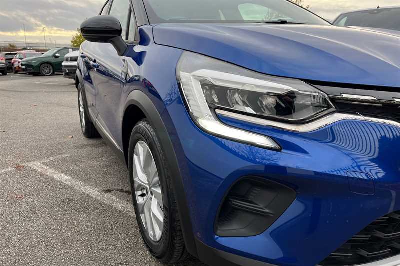 Used Renault Captur 2020 for sale - 76530500: Photo 49