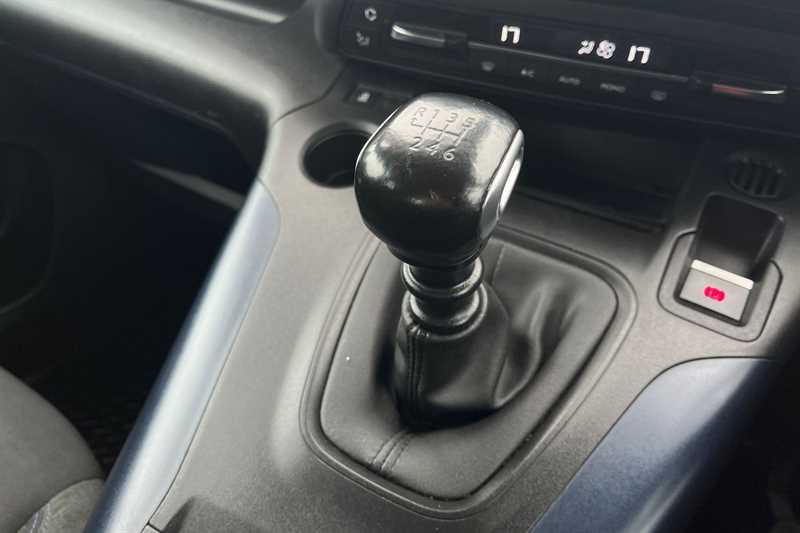 Used Peugeot Rifter 2019 for sale - 78051019: Photo 39